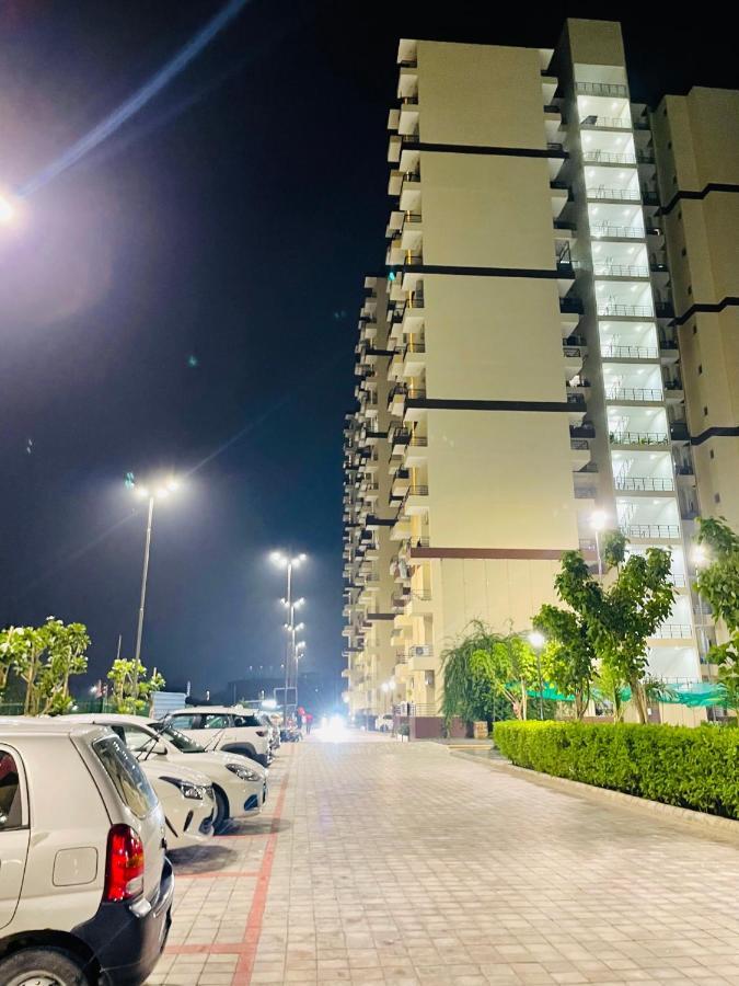 Alankrita Homes Lucknow Exteriör bild